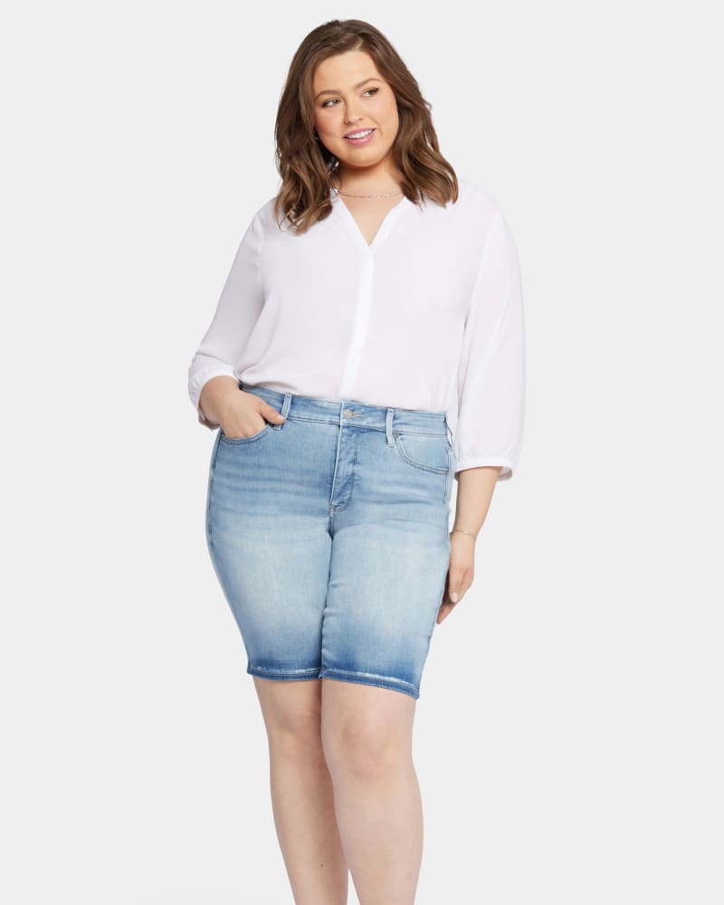Front of a model wearing a size 20W BRIELLA SHORT in new wave by NYDJ. | dia_product_style_image_id:295449